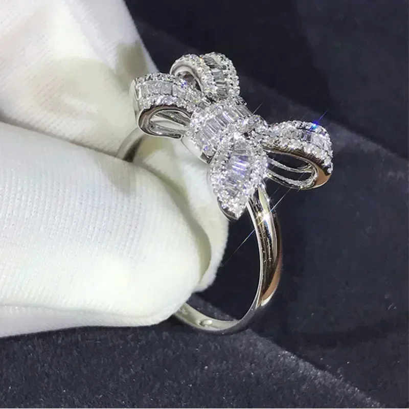 Huitan Büyük Ilmek Zarif Kübik - Luxury Lifestyle Jewelry incelemesi ve fiyatı